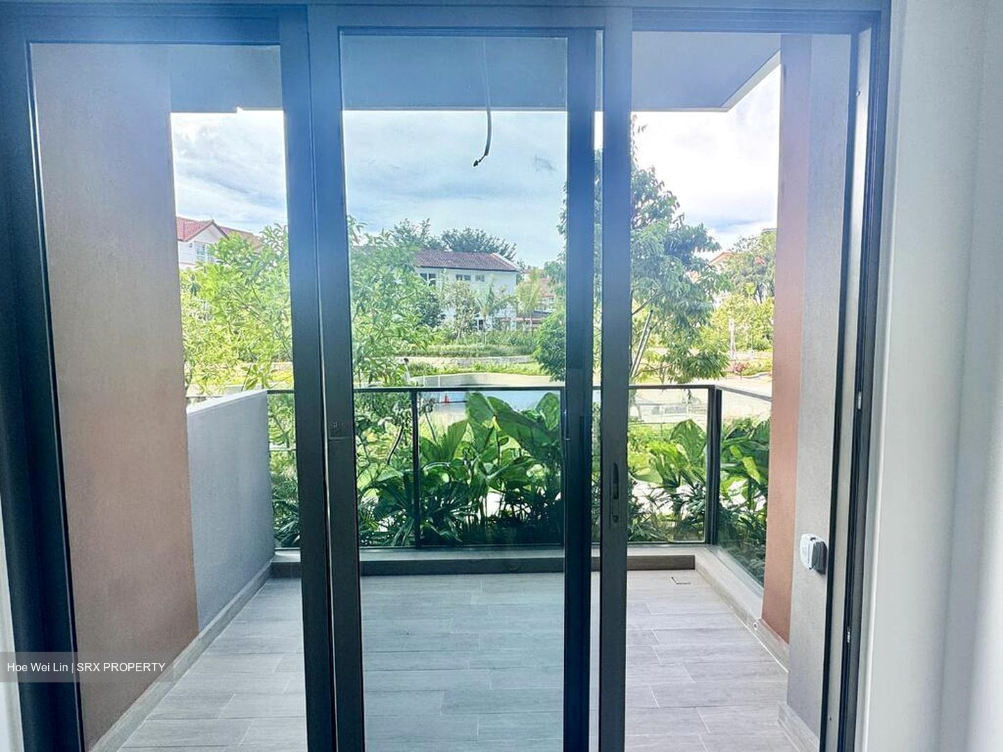 Amo Residence (D20), Apartment #517288631